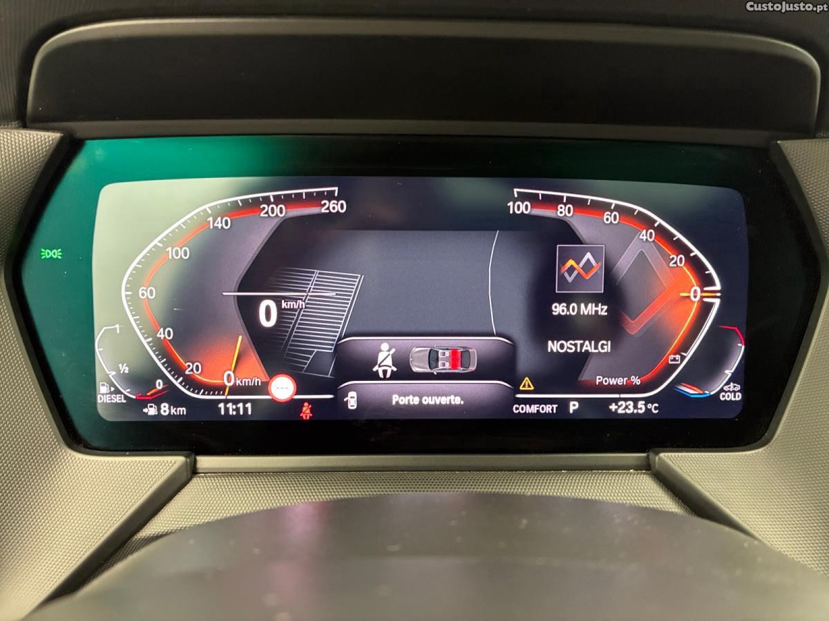BMW 218 d Pack Desportivo M — fotografia 5