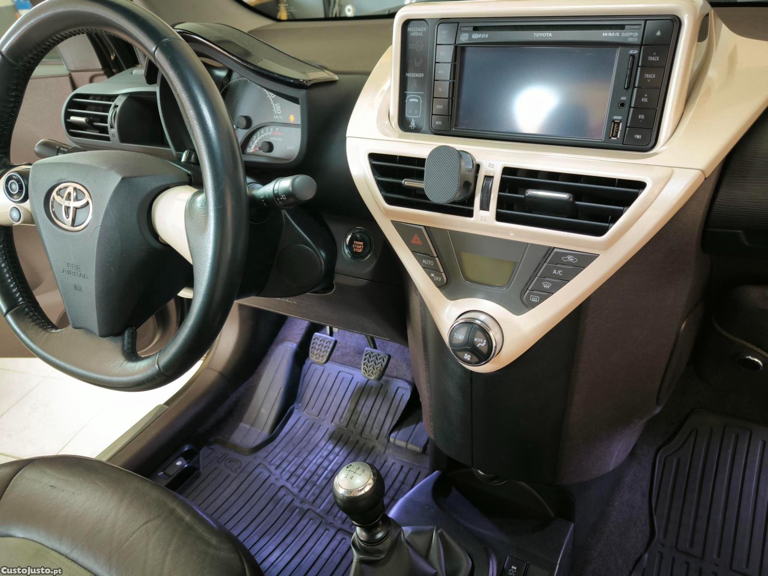 Toyota iQ N COLLECTION — fotografia 6