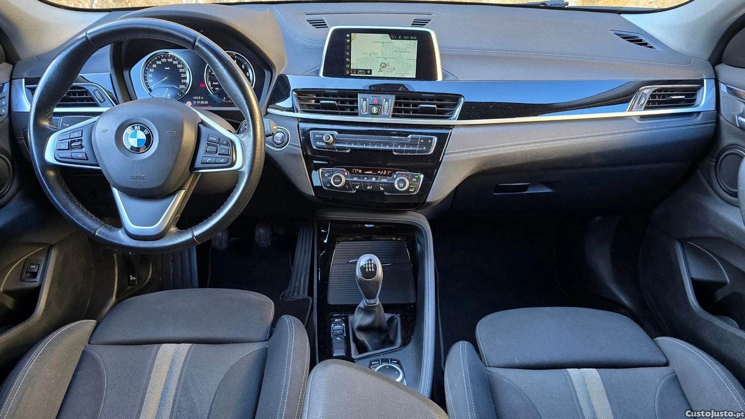BMW X2 18 i sDrive Advantage — fotografia 21