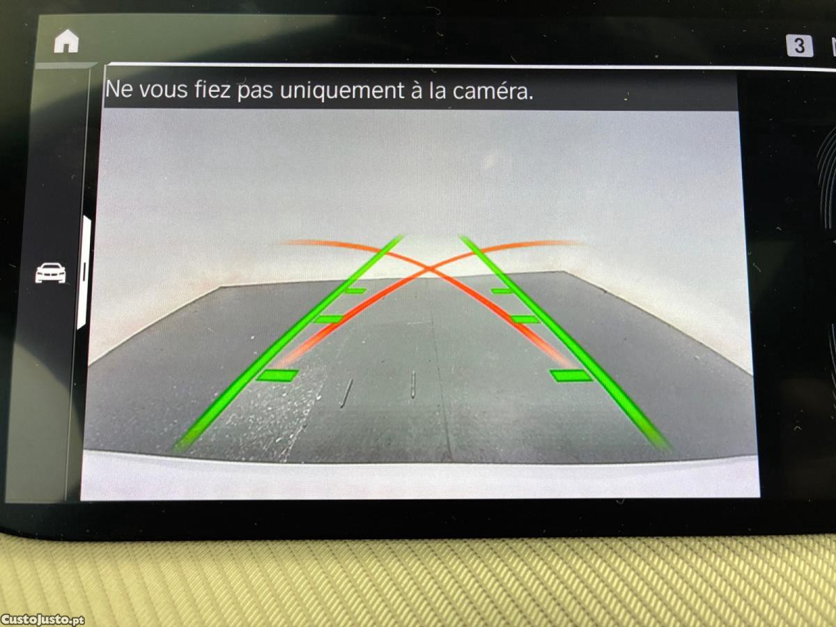 BMW 218 d Pack Desportivo M — fotografia 4