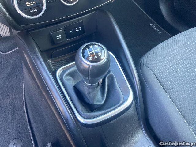 Fiat Tipo 1.3 MultiJet Life — fotografia 6