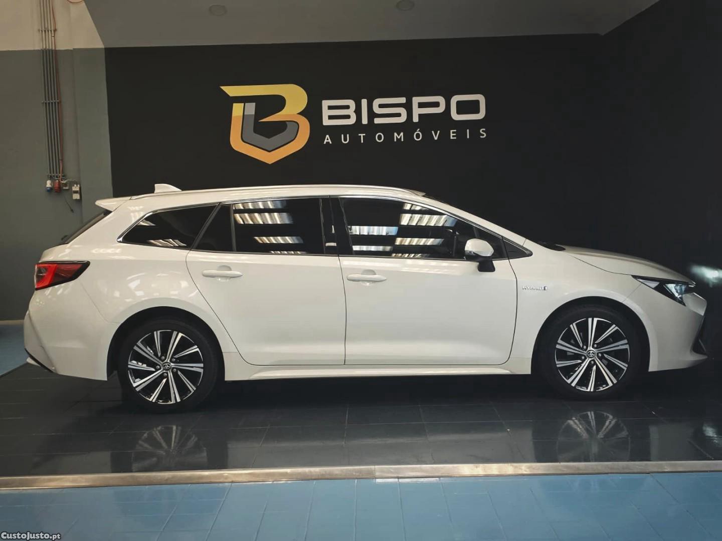 Toyota Corolla 1.8 Hybrid Comfort — fotografia 14