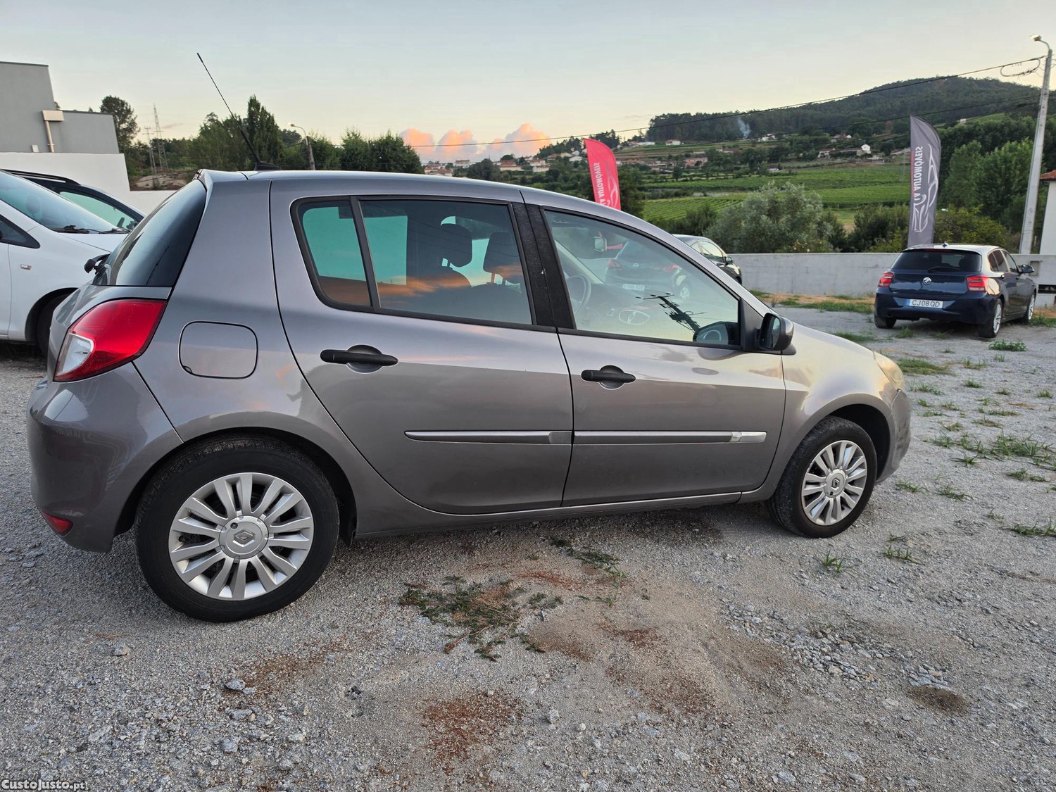 Renault Clio 1.2 16 VDinamique GPS muito novo — fotografia 14
