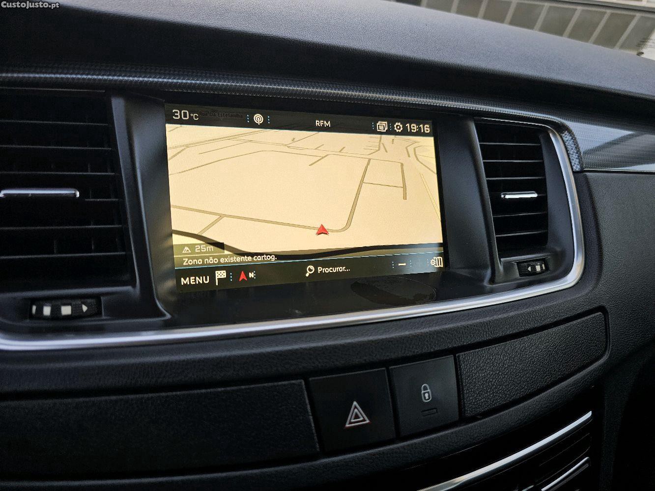 Peugeot 508 1.6HDI — fotografia 3