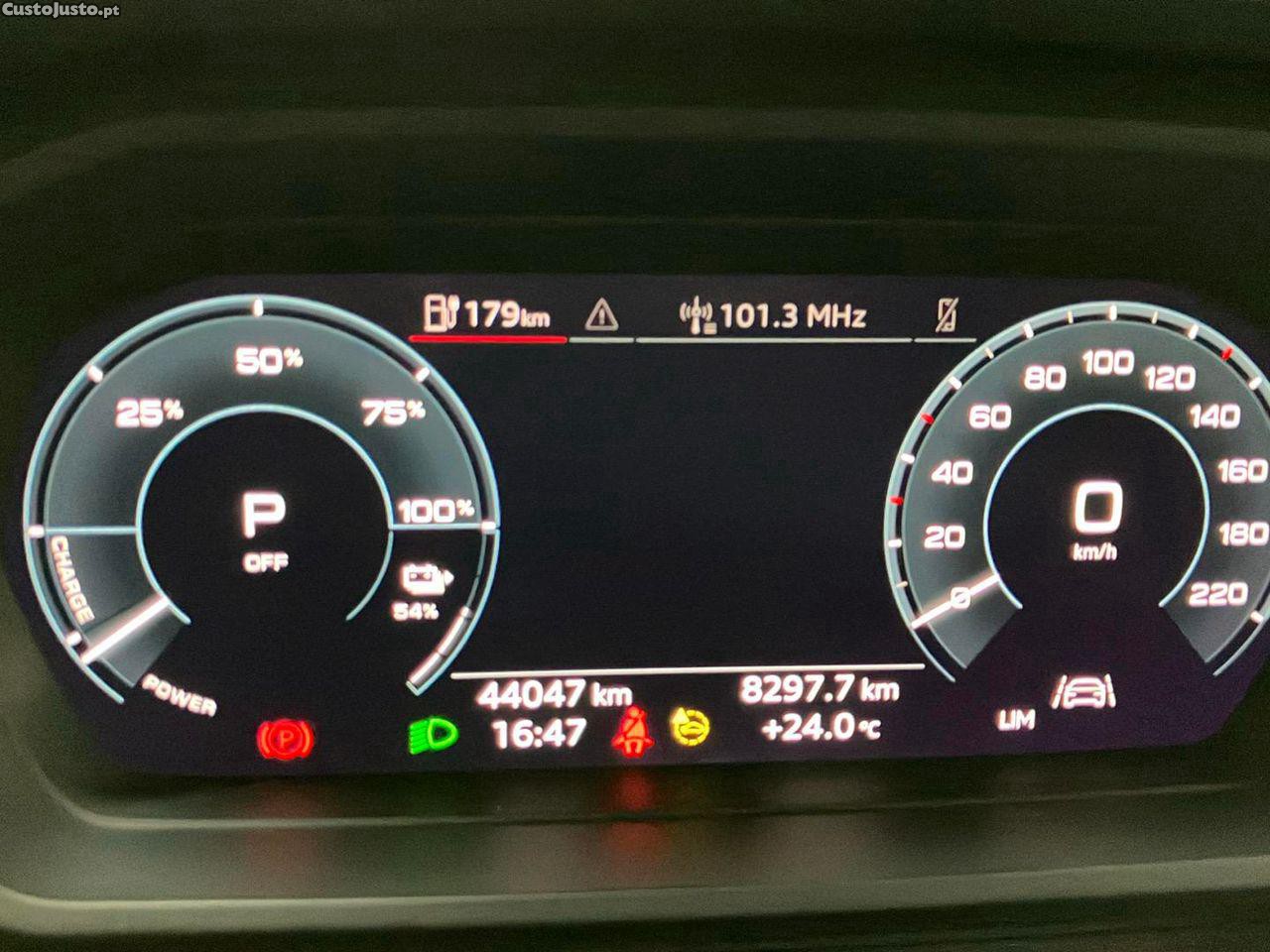 Audi Q4 Sportback e-tron 35 55 kWh — fotografia 11