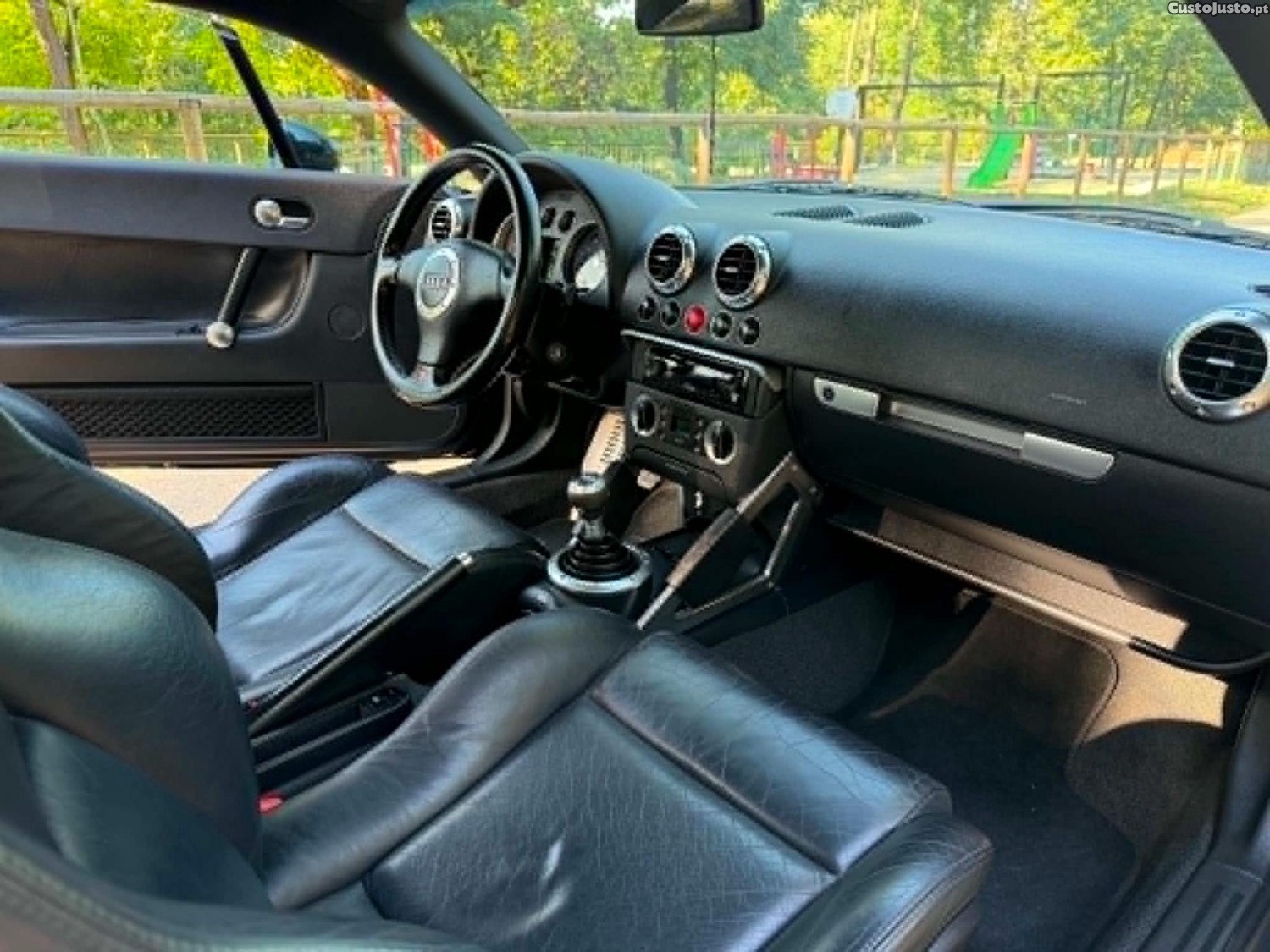 Audi TT 1.8 TURBO 180CV — fotografia 6