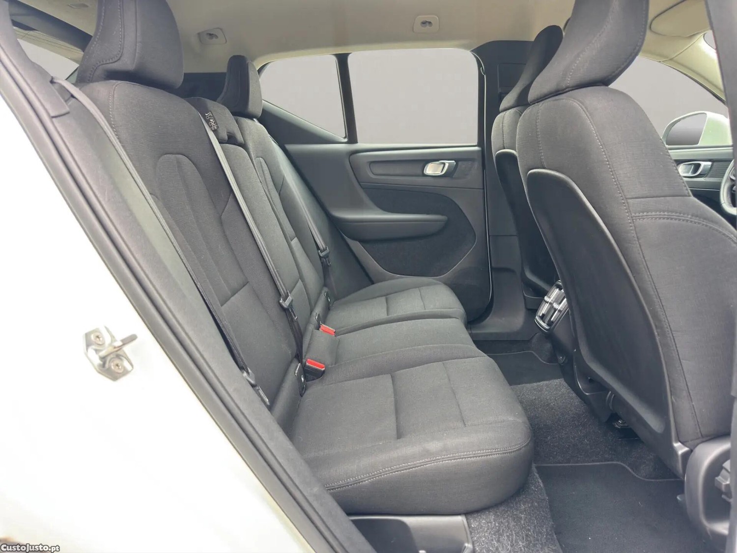 Volvo XC 40 2.0 D3 Geartronic — fotografia 2