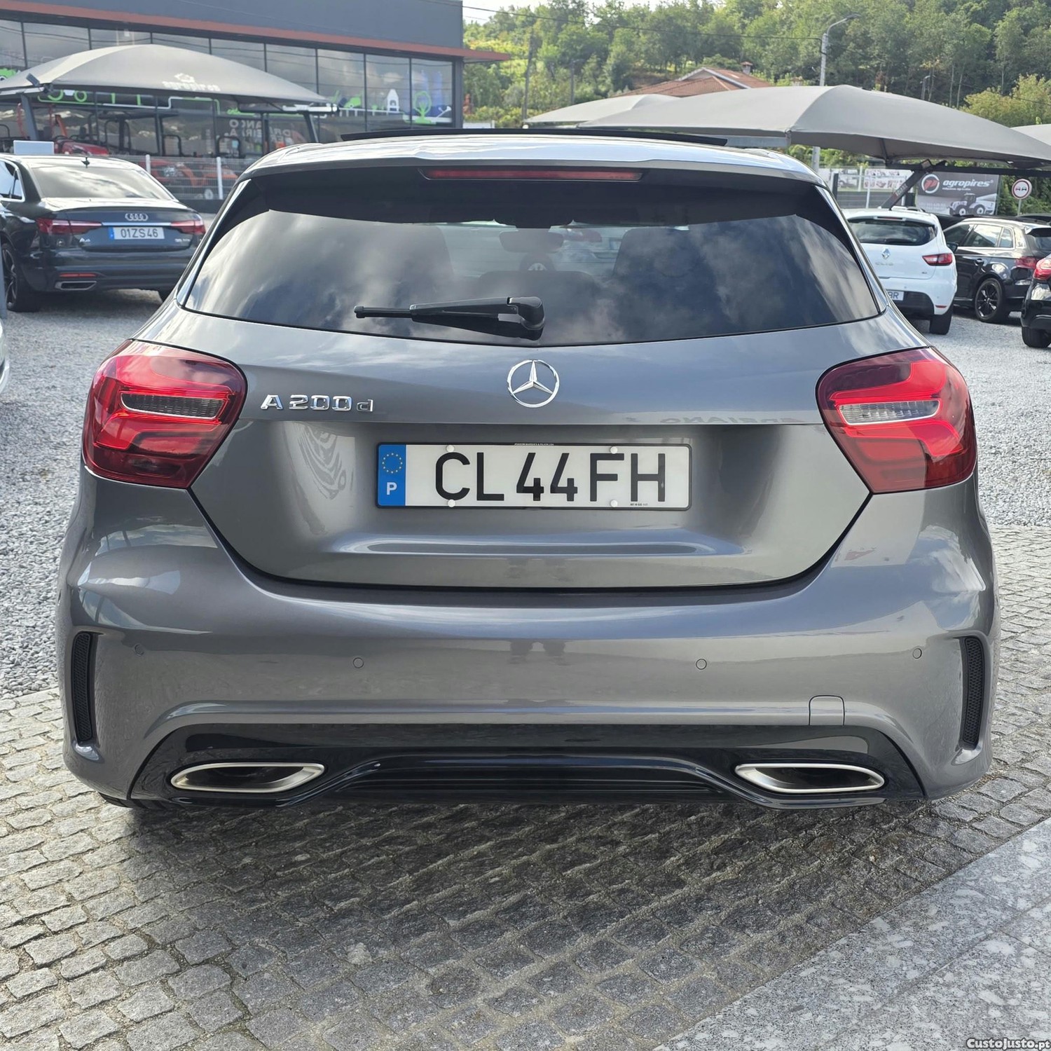 Mercedes-Benz A 200 d AMG Line Aut. — fotografia 16