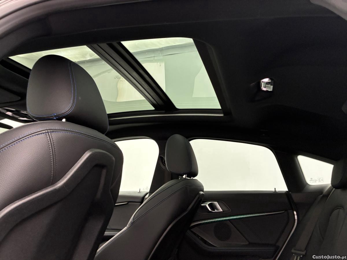 BMW 218 d Pack Desportivo M — fotografia 2