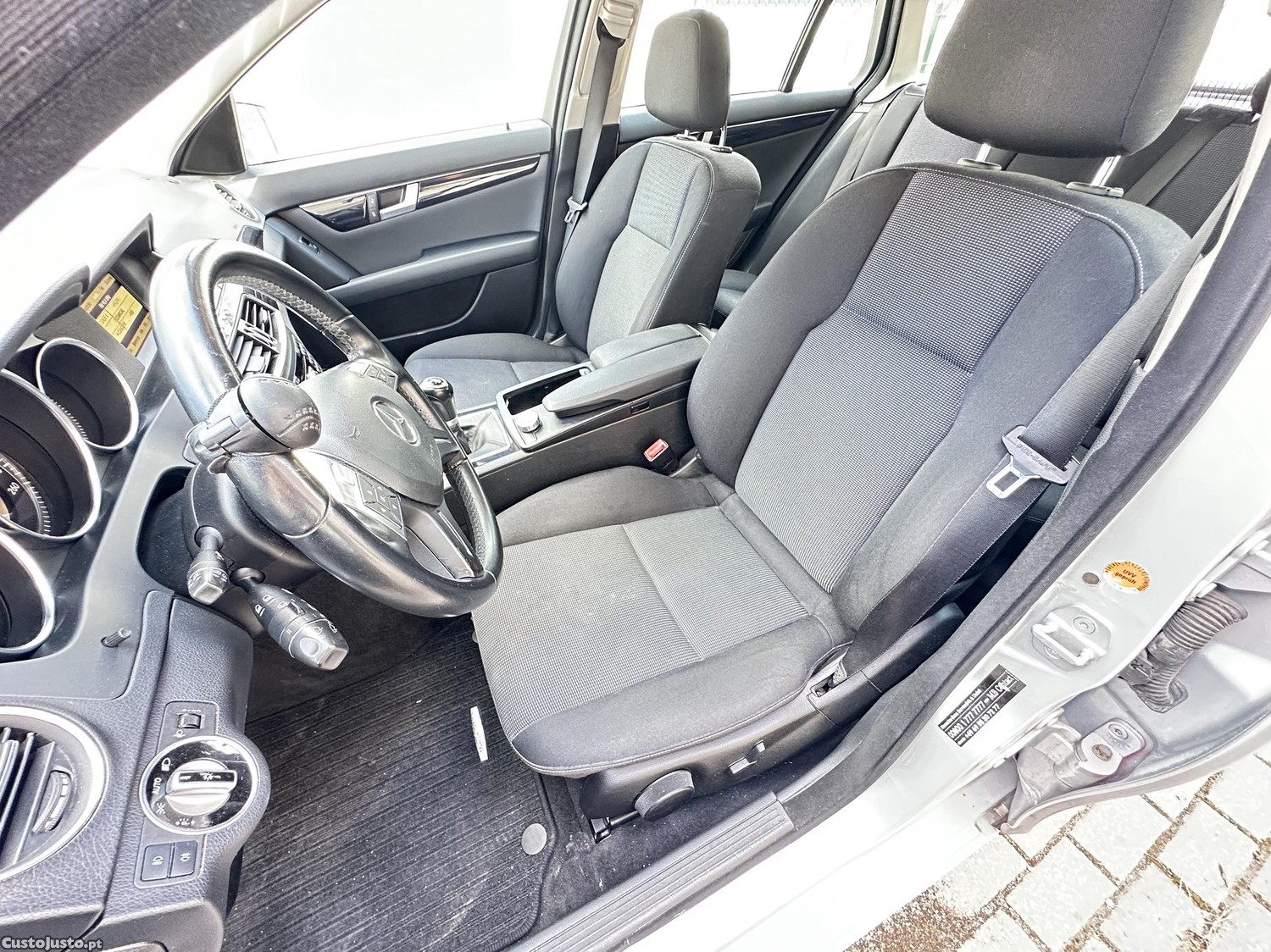 Mercedes-Benz C 220 Avantgarde — fotografia 8