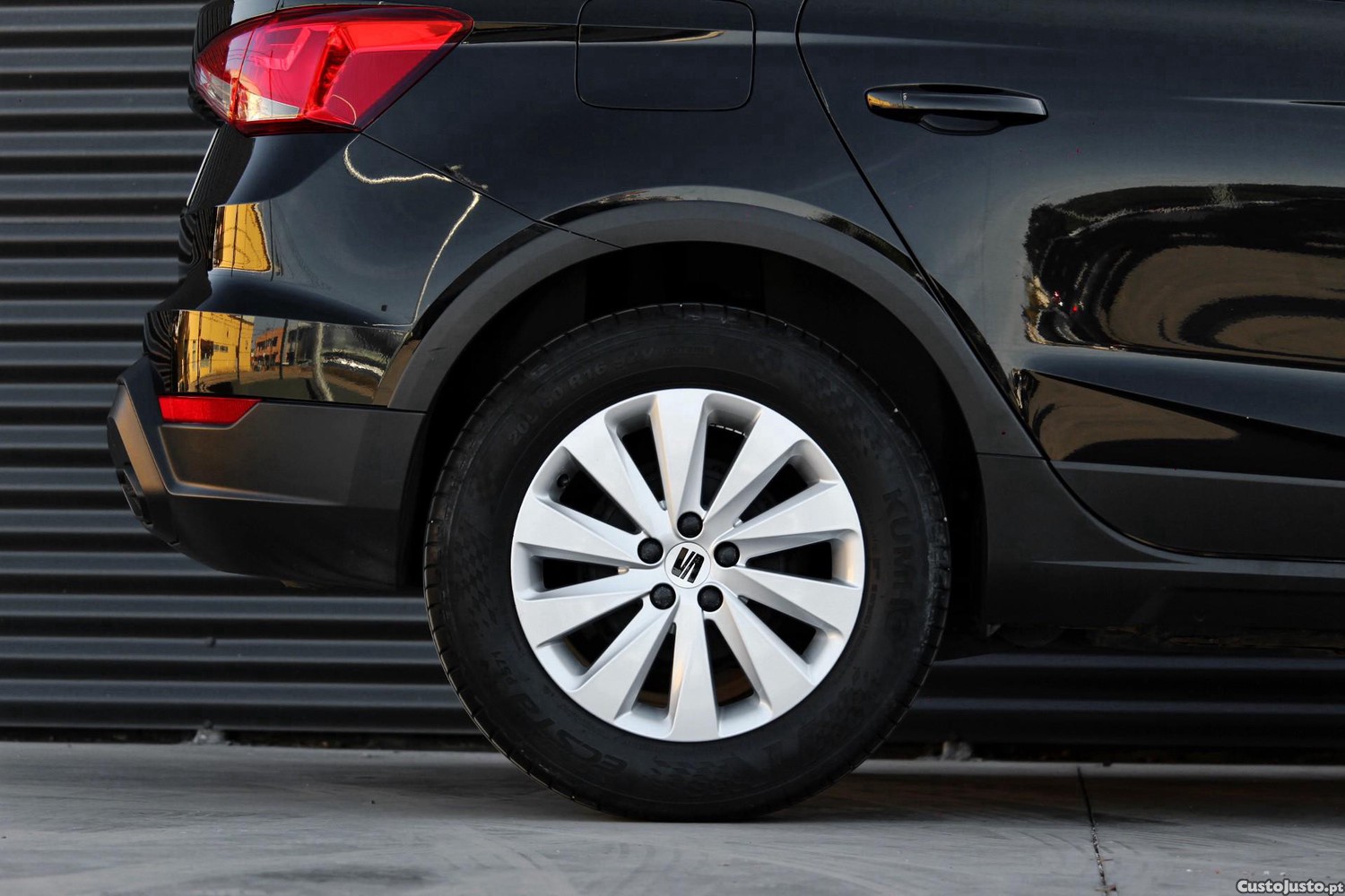 SEAT Arona 1.0 TSI Style — fotografia 24