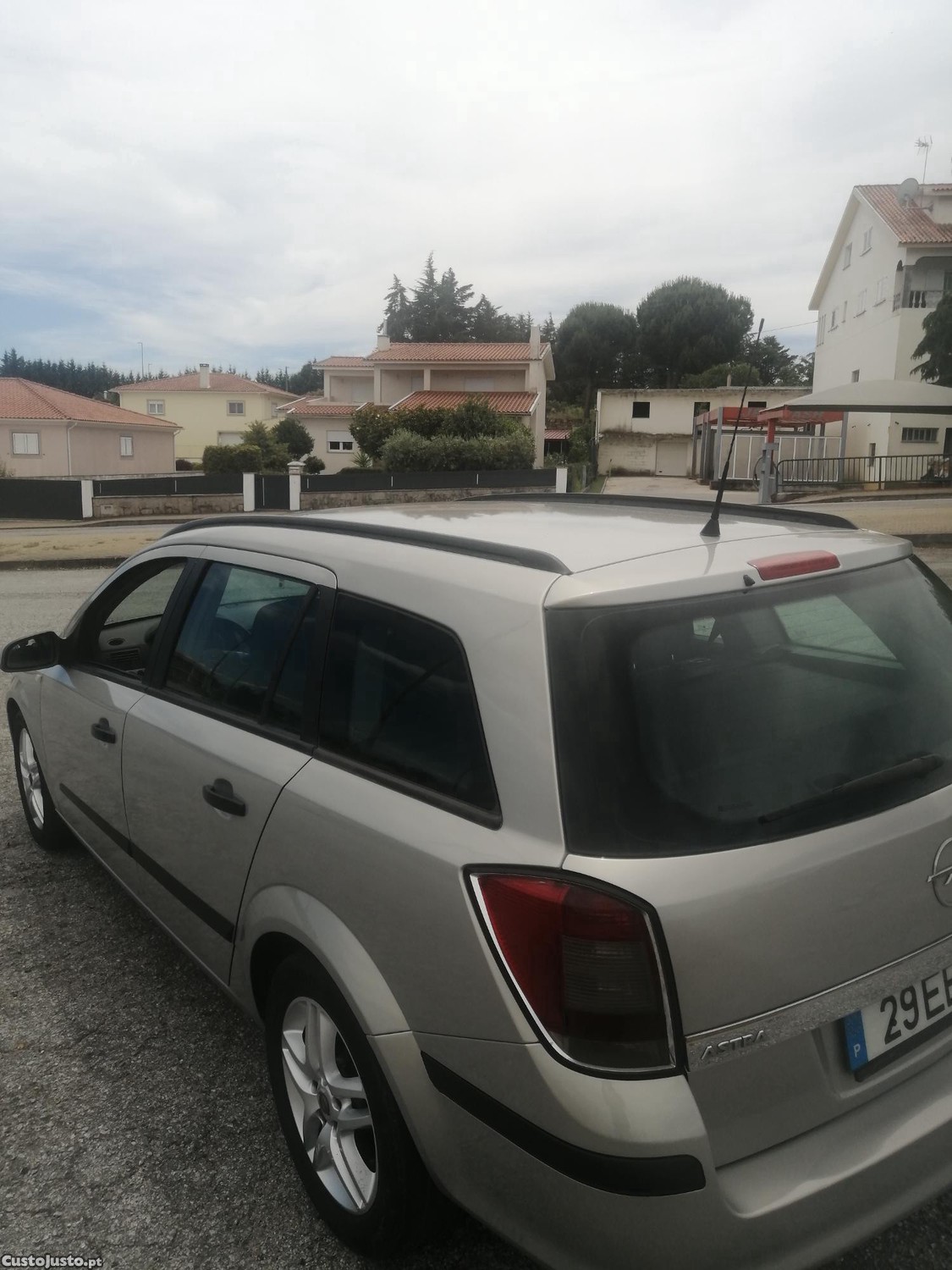 Opel Astra 1.3cdti — fotografia 4