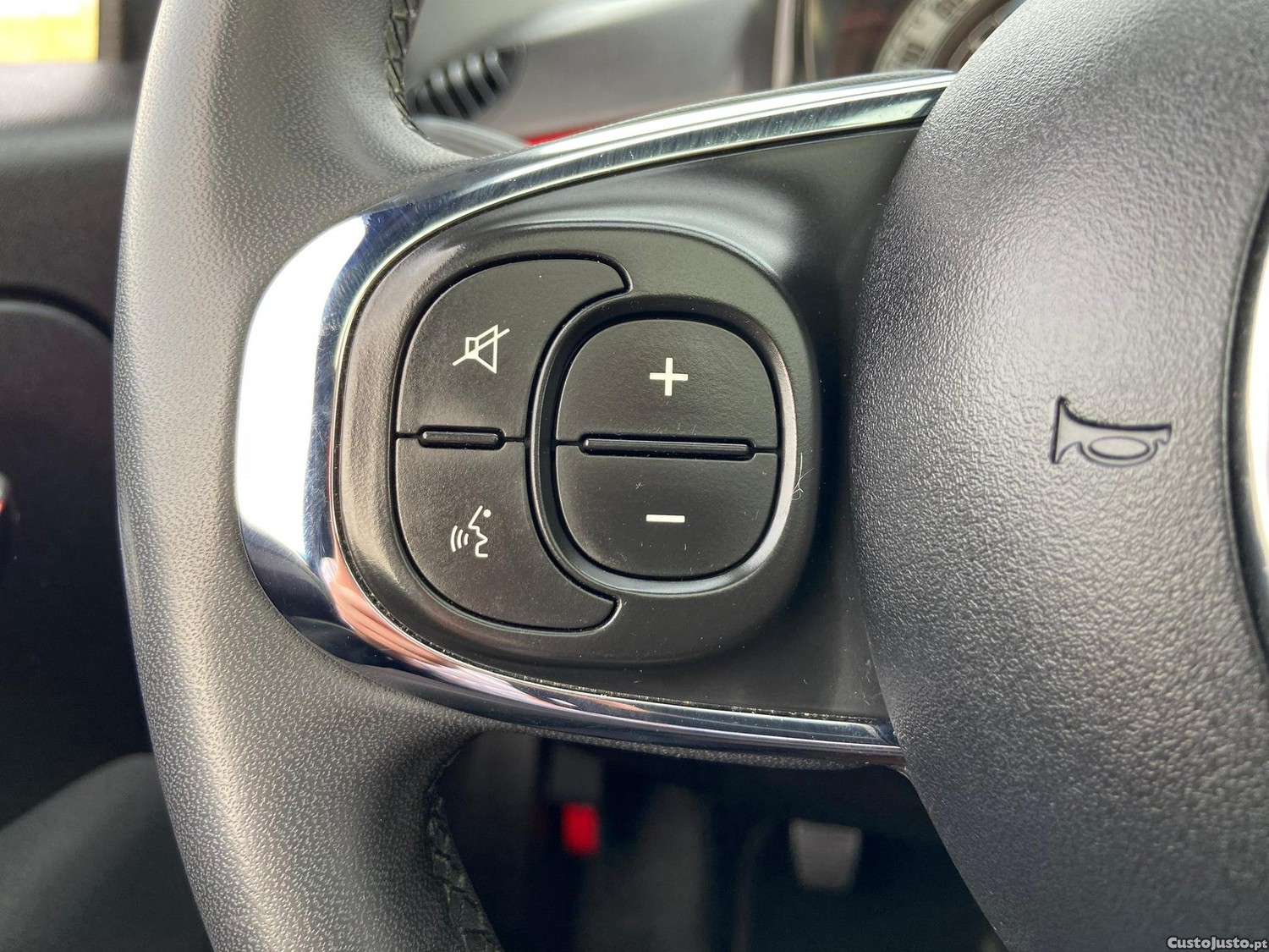 Fiat 500 1.0 Hybrid RED — fotografia 9