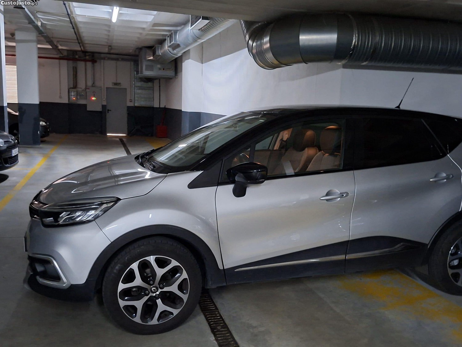 Renault Captur 900 Tce — fotografia 8