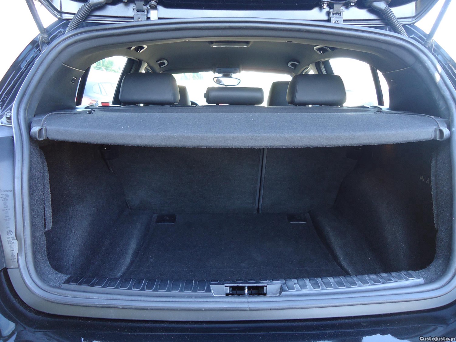BMW 118 D Pack-M — fotografia 2