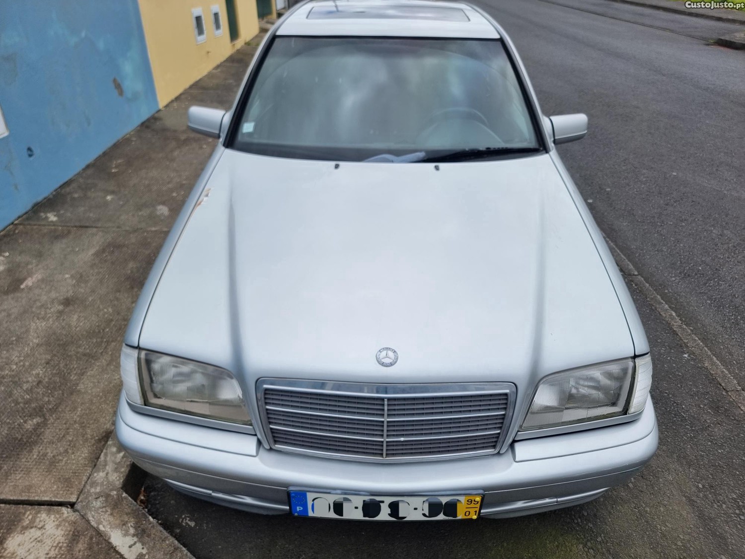Mercedes-Benz C 220 Sport — fotografia 9