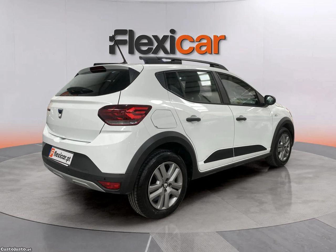 Dacia Sandero Stepway 0.9 TCe — fotografia 11