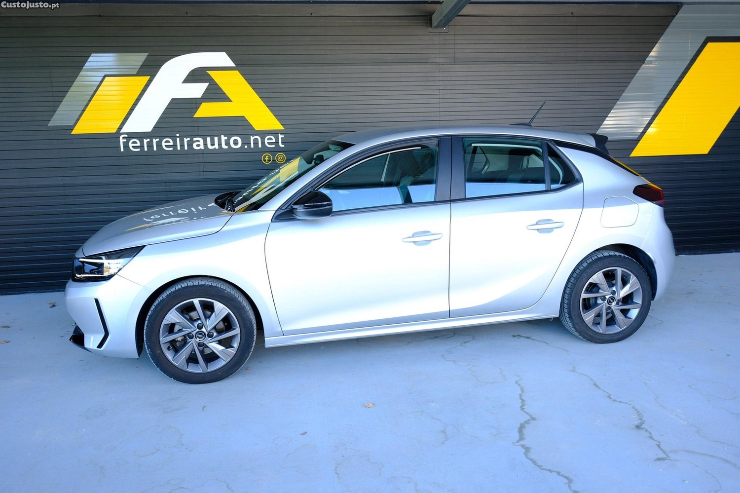 Opel Corsa 1.2 Edition — fotografia 22