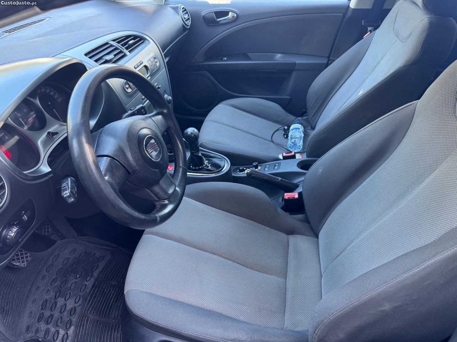 SEAT Leon 1.9 tdi — fotografia 3