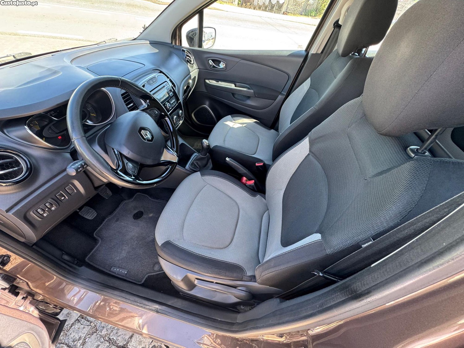 Renault Captur 0.9 TCE — fotografia 6