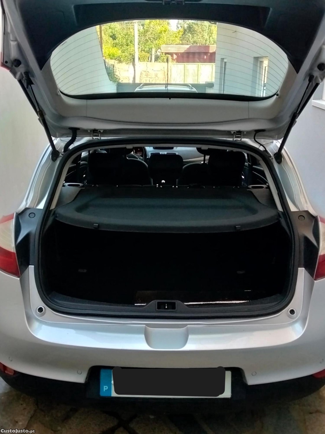 Renault Mégane MEGANE III Hatchback — photo 2