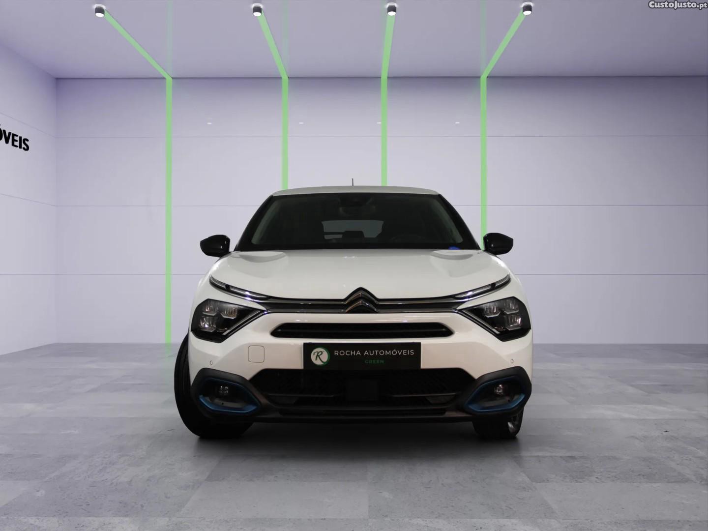 Citroën e-C4 50 kWh Shine — fotografia 14