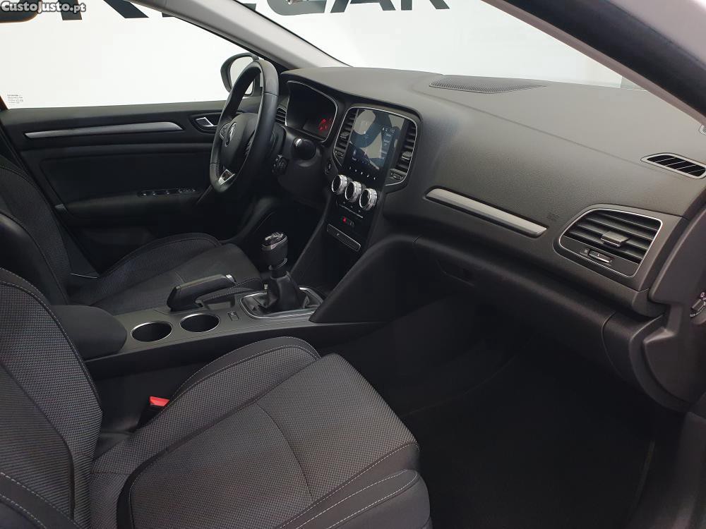 Renault Mégane 1.5 Blue dCi 115 — fotografia 10