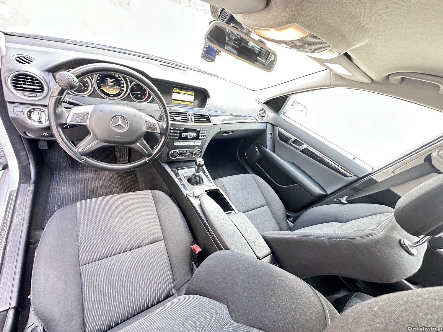 Mercedes-Benz C 220 Avantgarde — fotografia 5