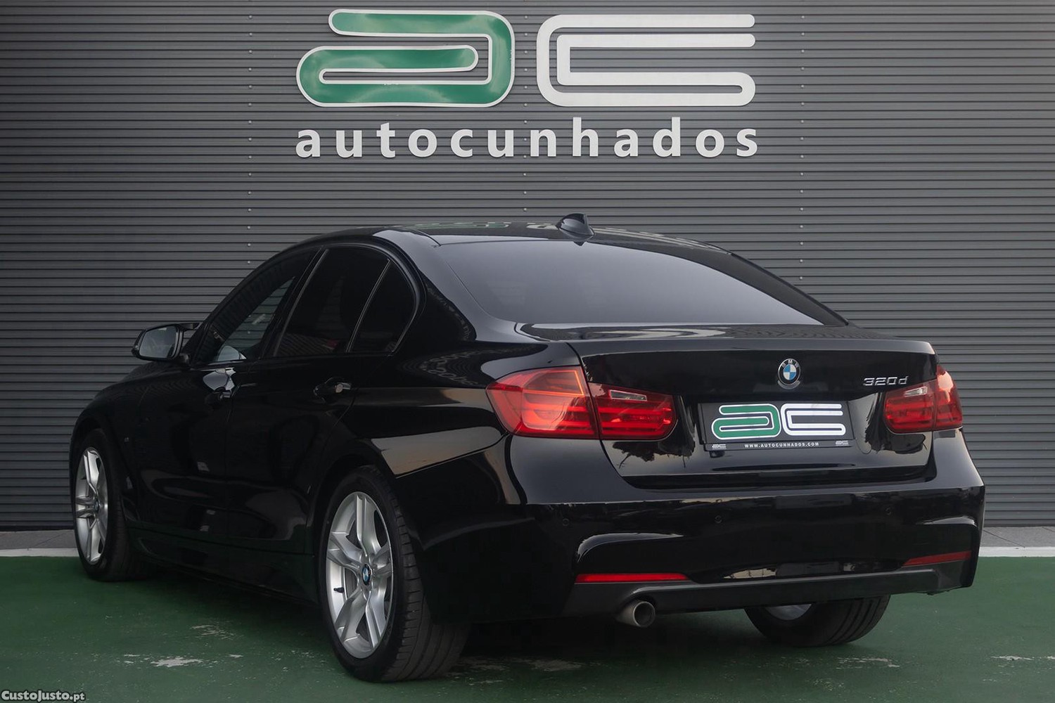 BMW 320 d Auto Pack M — fotografia 20