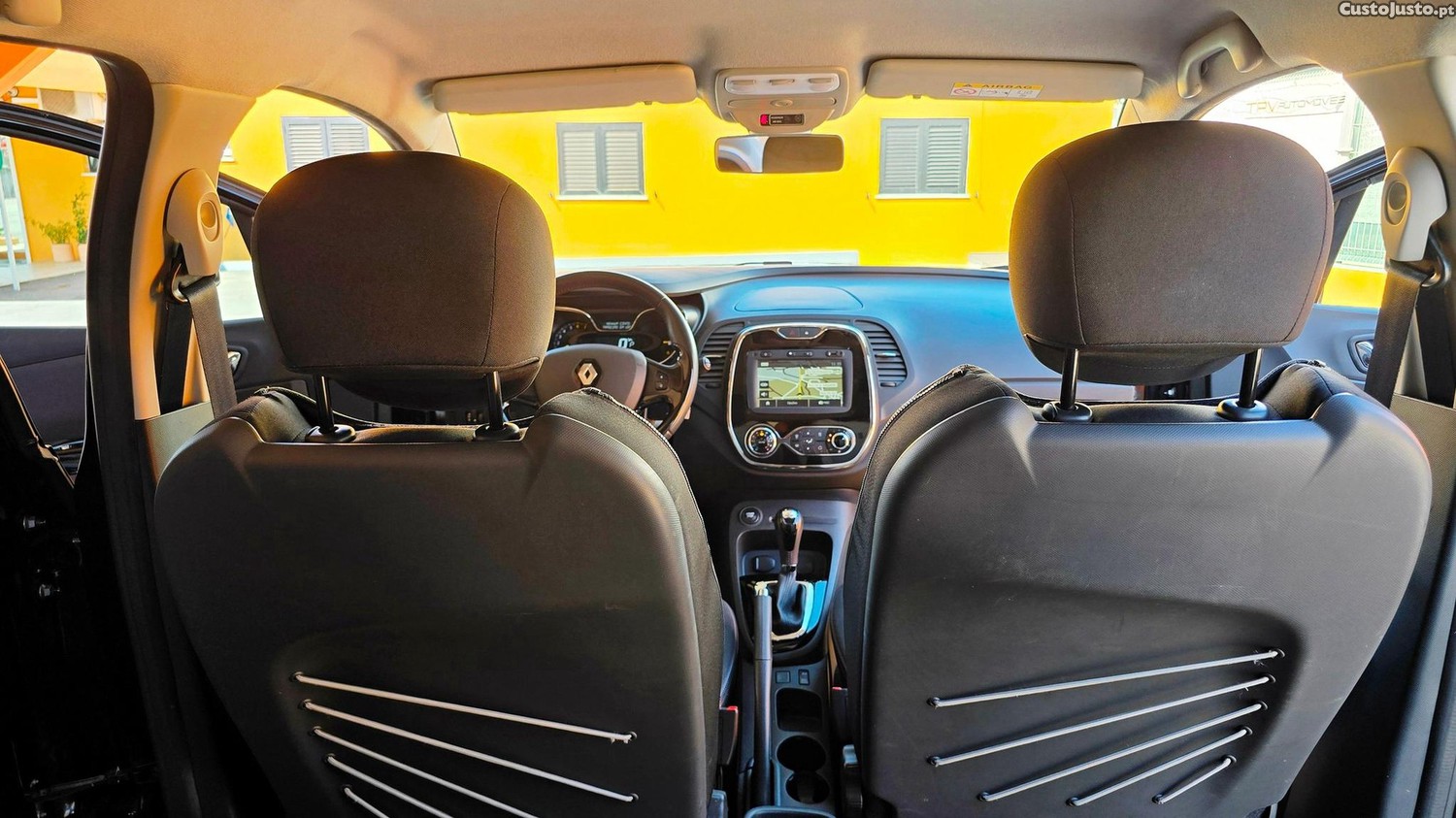 Renault Captur 1.2 TCe Exclusive EDC — fotografia 21