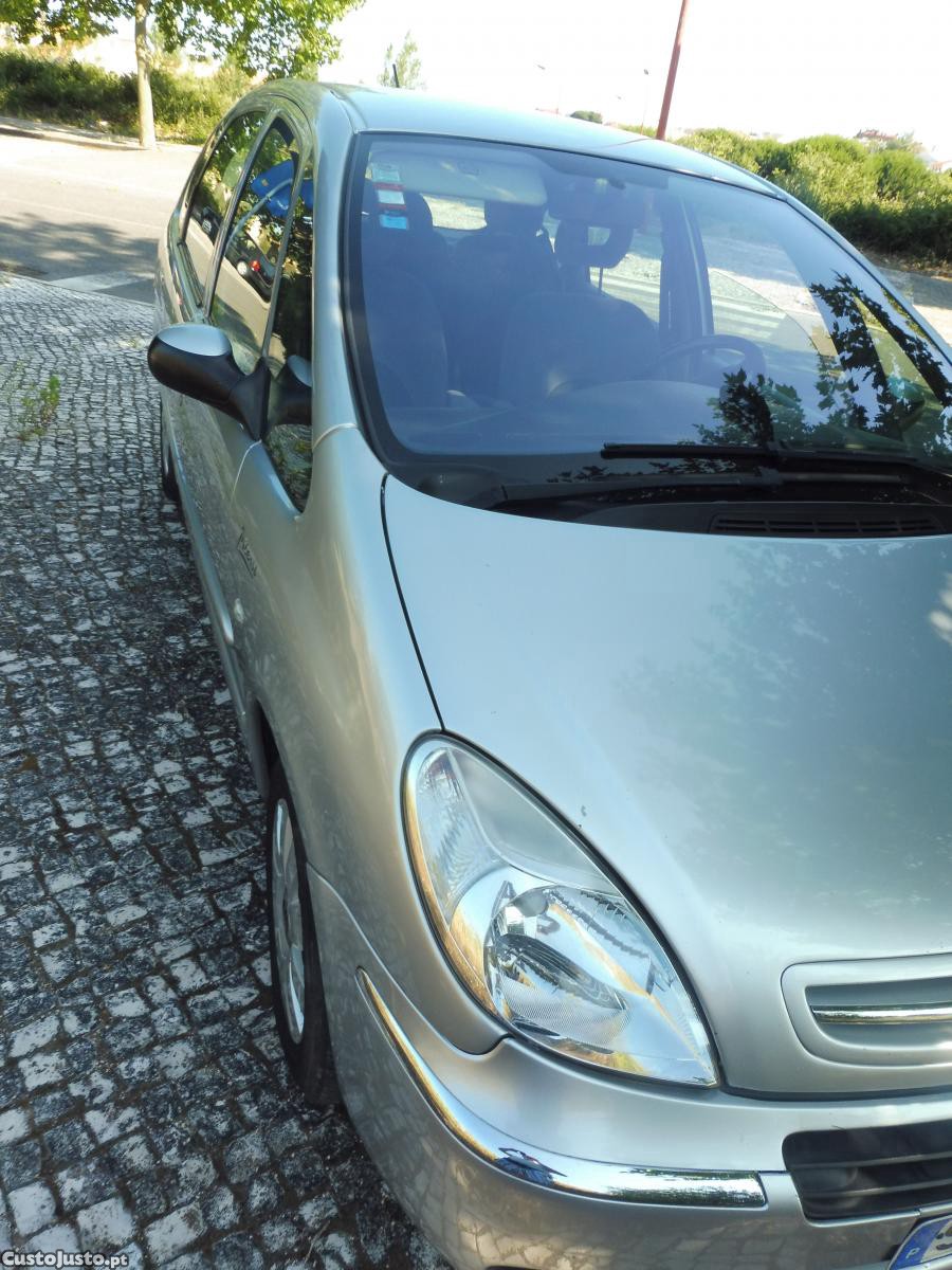 Citroën Picasso 1.6HDI "selo" Barato com menos de DUZENTOS mil km — fotografia 6