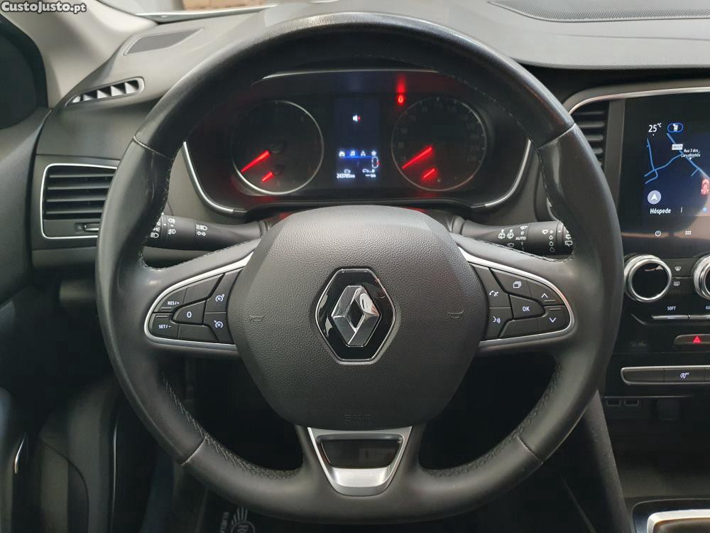 Renault Mégane 1.5 Blue dCi 115 — fotografia 12