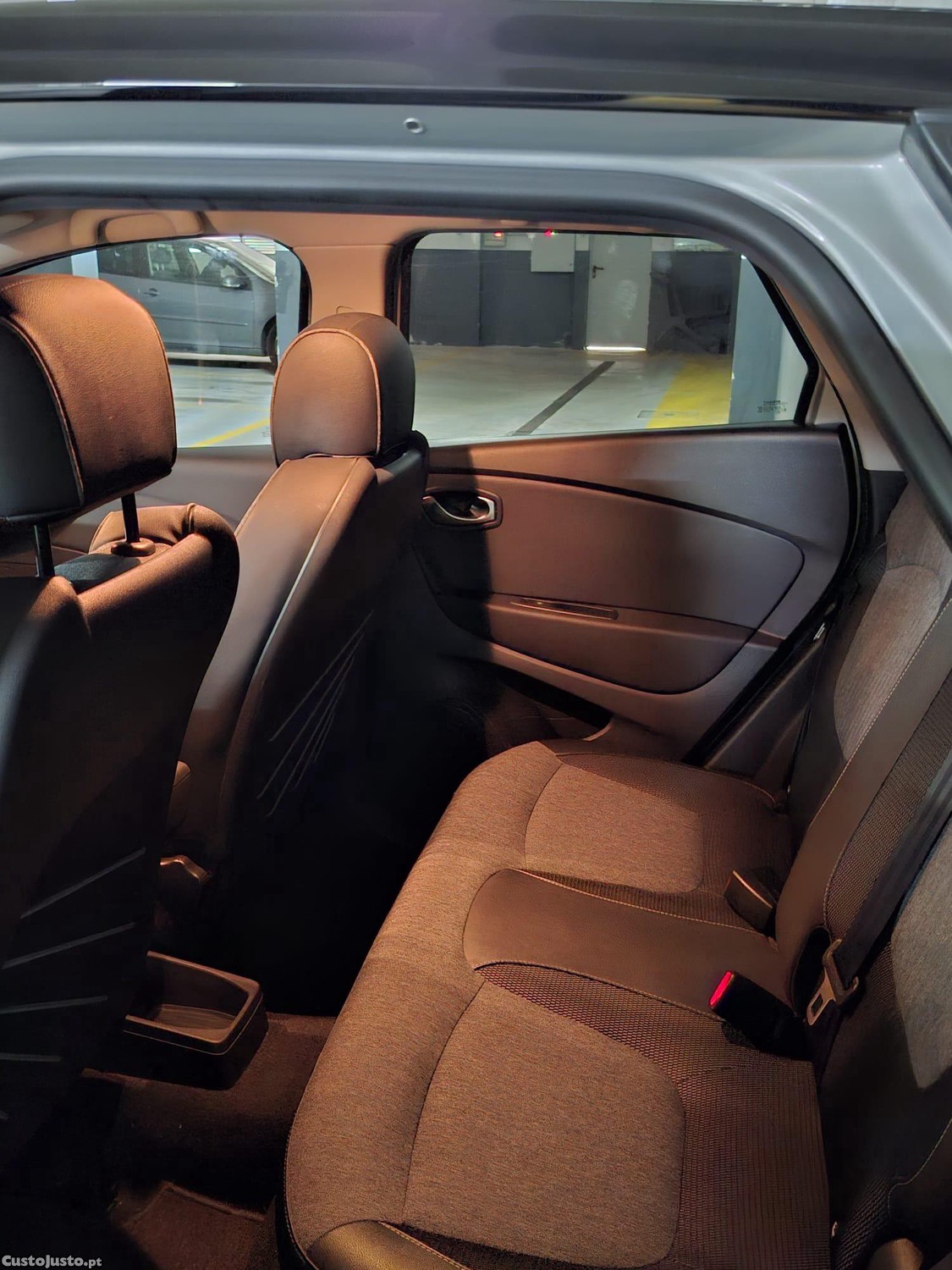 Renault Captur 900 Tce — fotografia 5