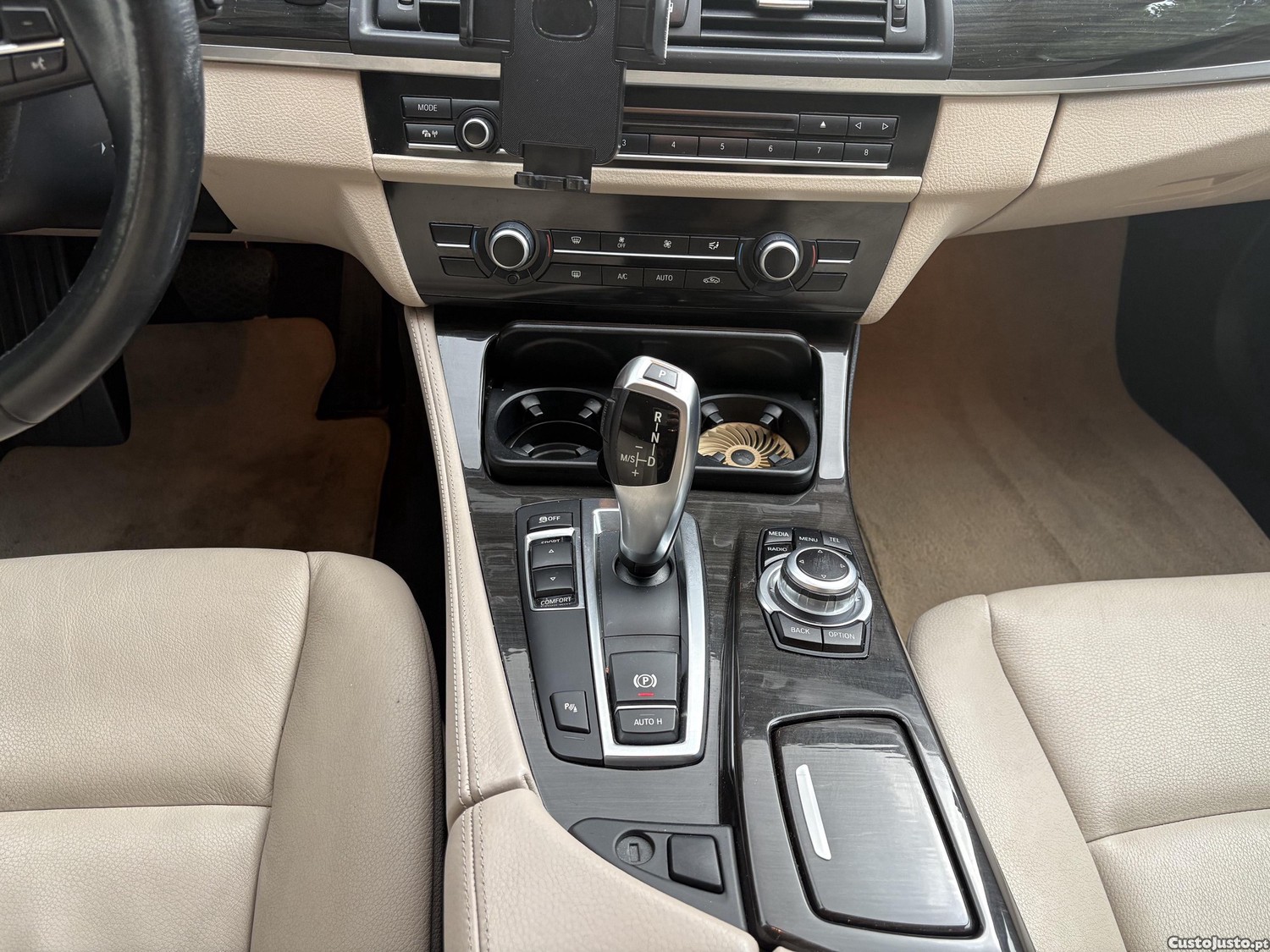 BMW 520 Touring Automática — fotografia 4