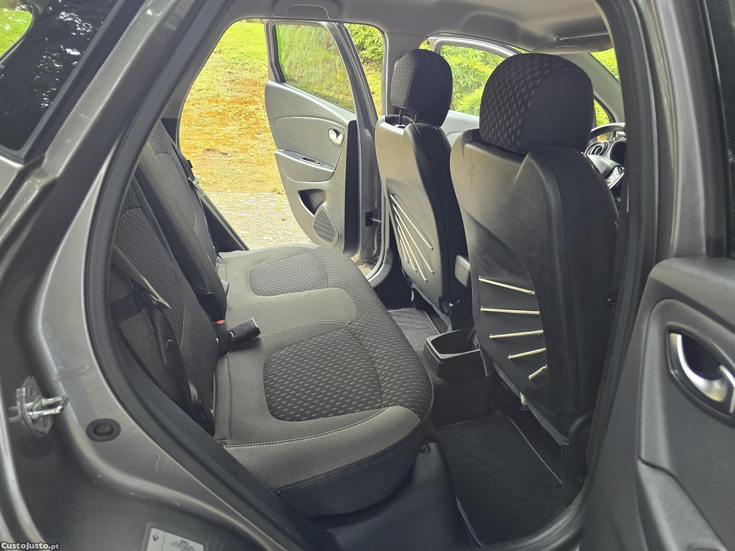 Renault Captur 1.5 dci sport dinamic nacional 1 reg 112000 klms c/garantia — fotografia 9