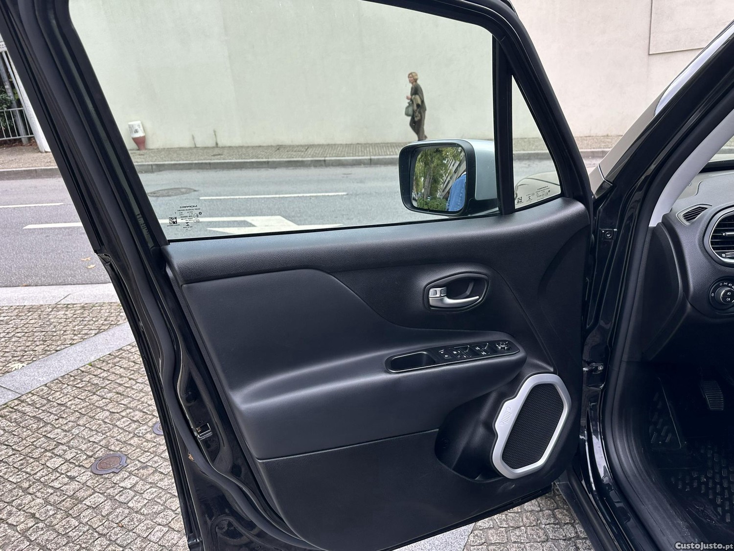 Jeep Renegade 1.6 MJD Limited — fotografia 13
