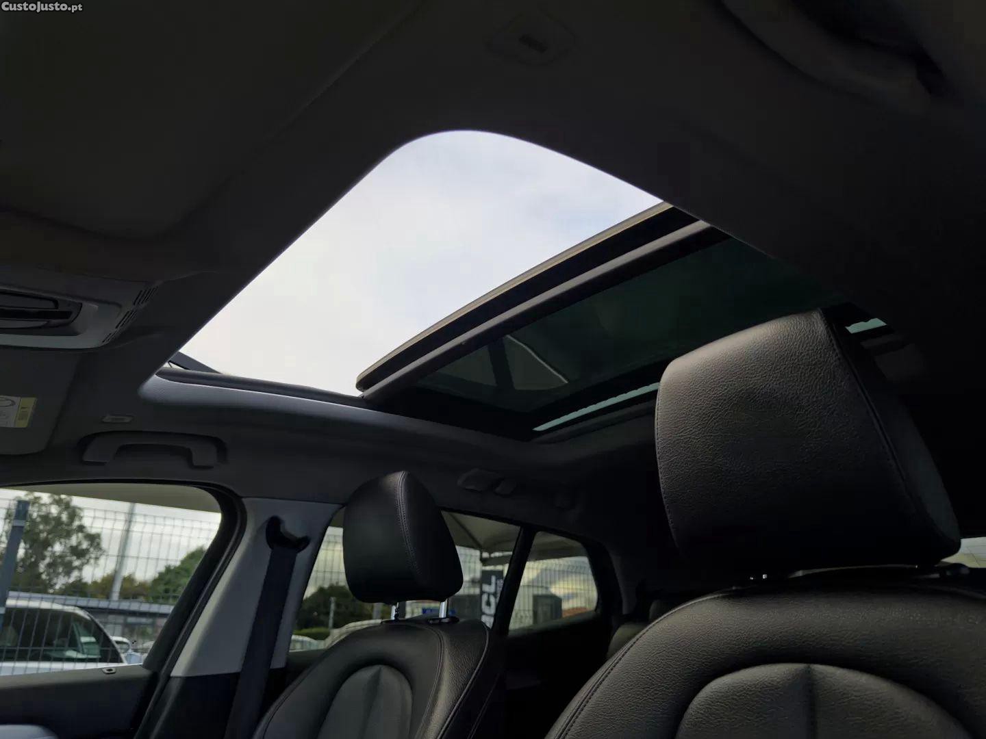 BMW X2 16 d sdrive auto — fotografia 12