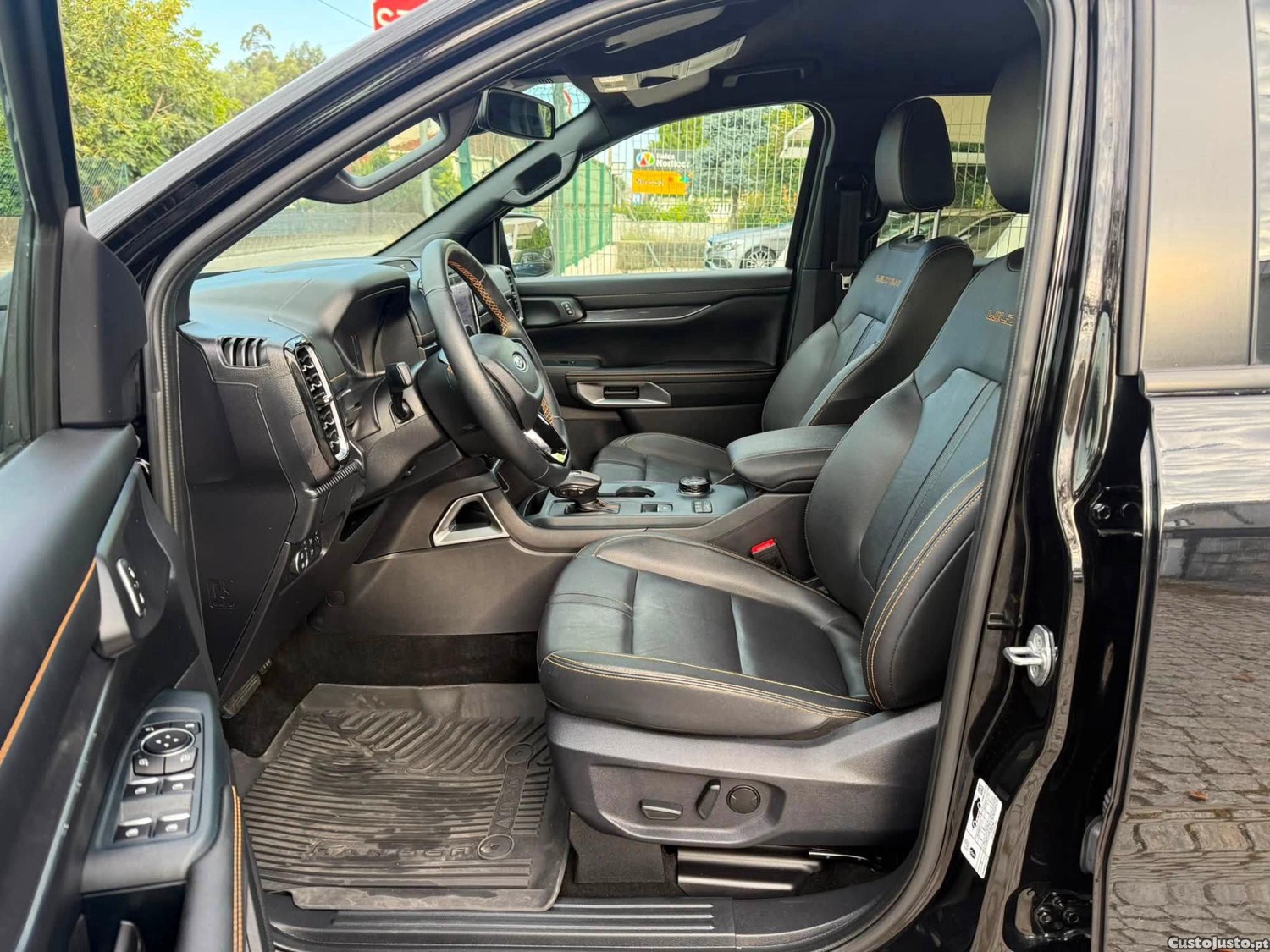 Ford Ranger 2.0 TDCi EcoBlue Wildtrak e-4WD Doppelkabine — fotografia 5