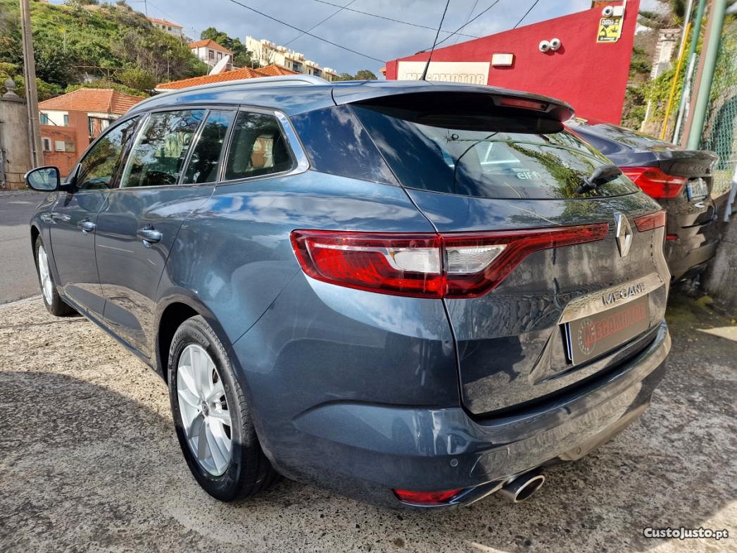Renault Mégane ST 1.5 DCI INTENSE - 16 foto 4