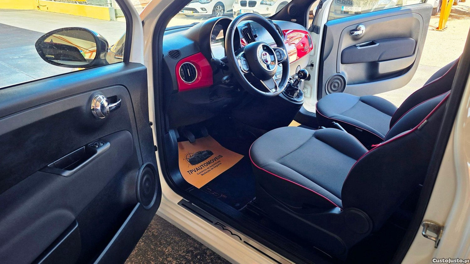 Fiat 500C 1.0 Hybrid RED — fotografia 25
