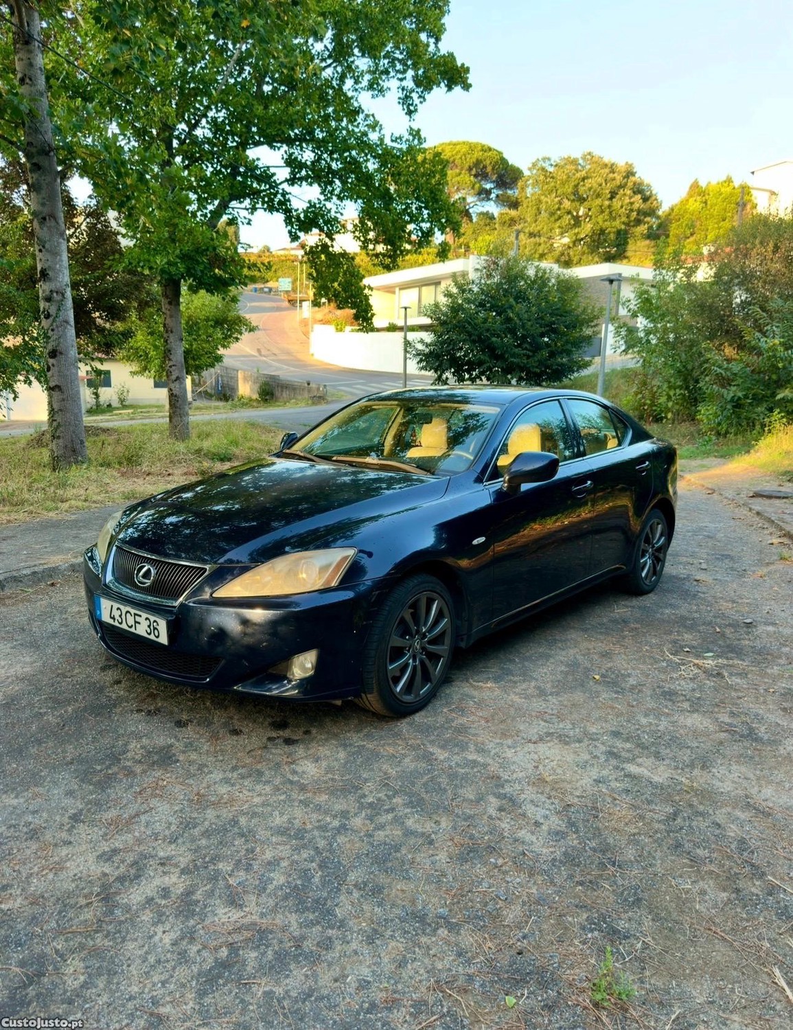 Lexus IS 220D — fotografia 7