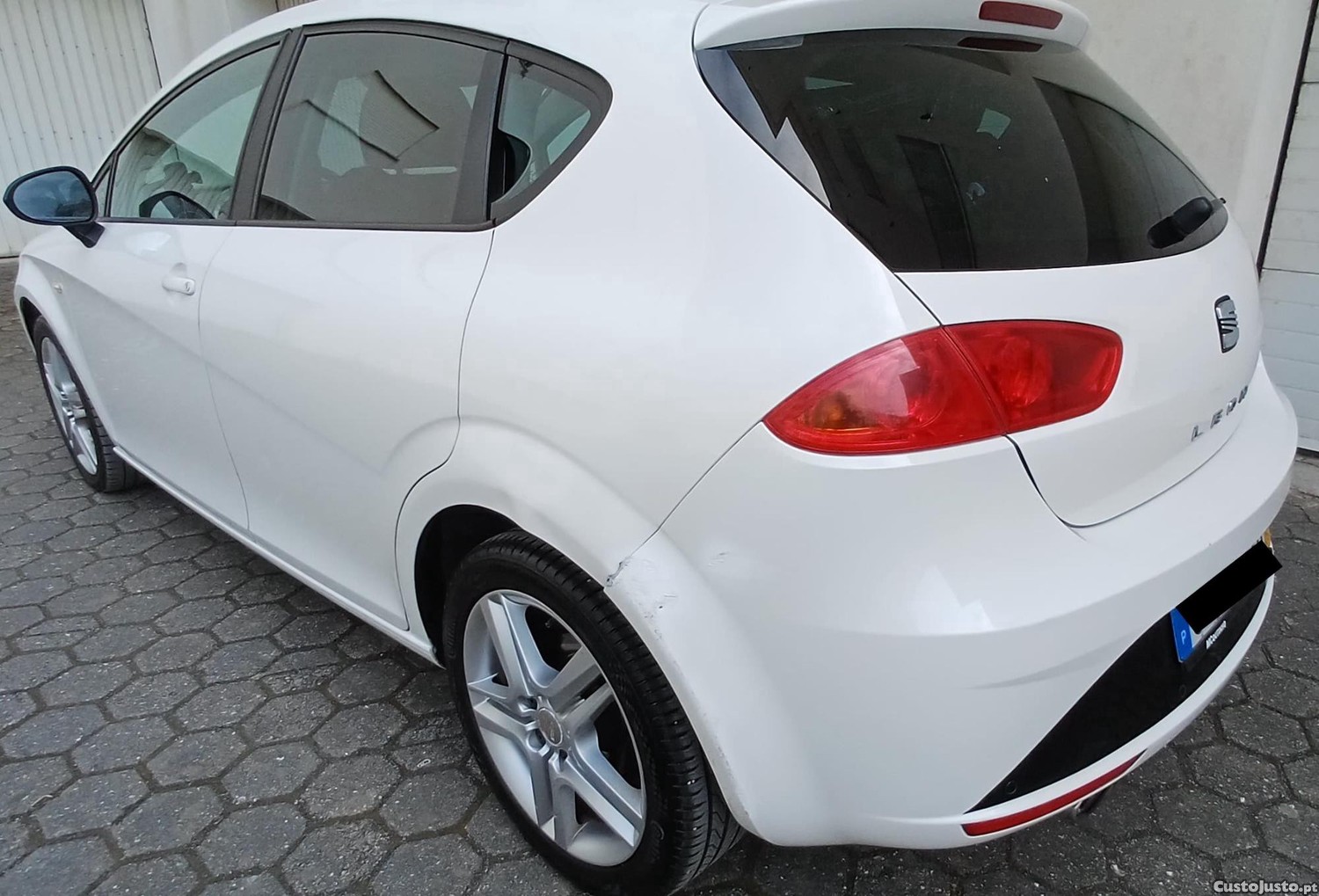 Seat Leon 1.6 — photo 3