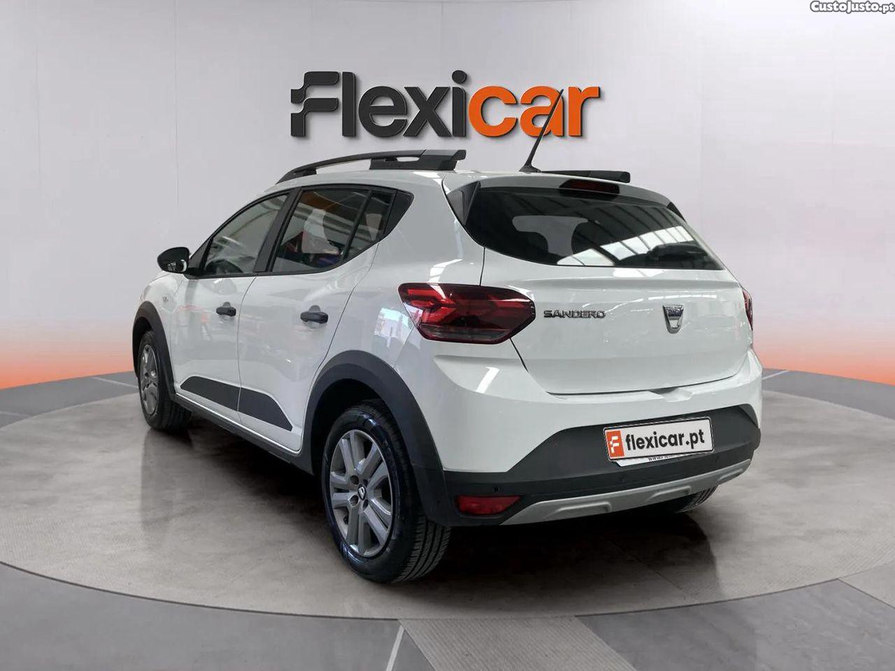 Dacia Sandero Stepway 0.9 TCe — fotografia 13
