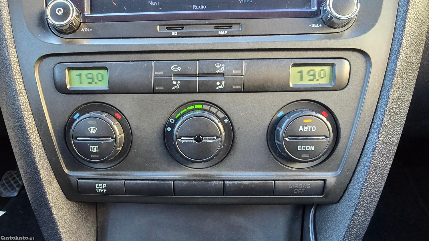 Skoda Octavia 1.9 TDi Elegance — fotografia 12