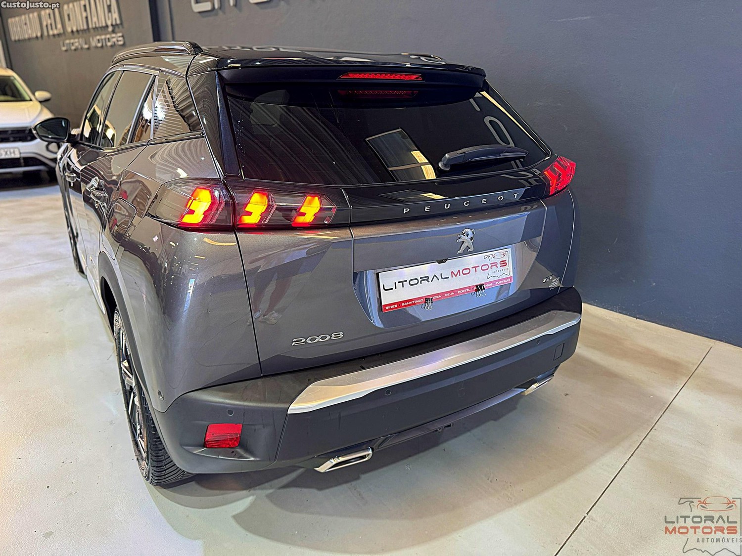 Peugeot 2008 1.2 PureTech GT EAT8 — fotografia 17