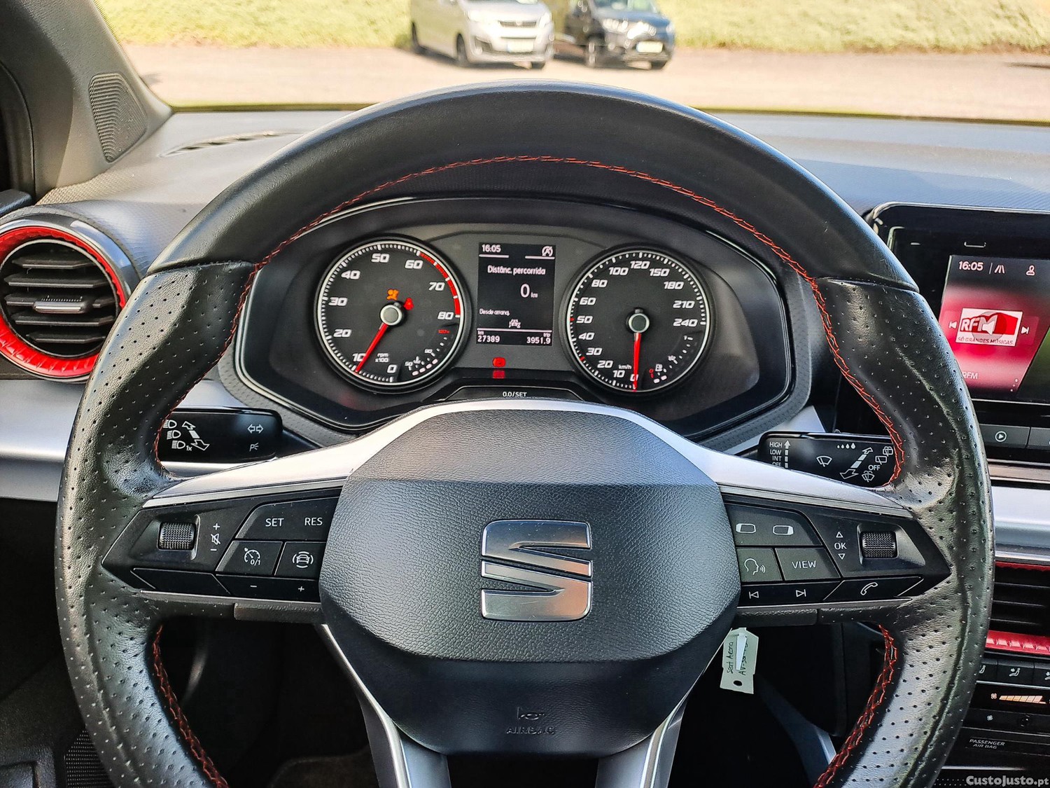 SEAT Arona FR 1.0 TSI 110CV GASOLINA 2022 — fotografia 11