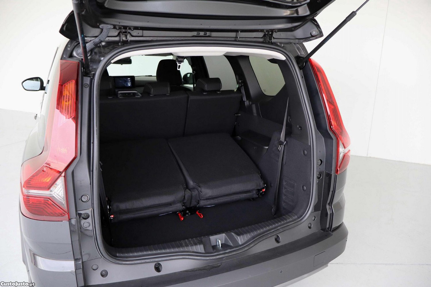 Dacia Jogger 1.0 ECO-G Expression 7L Bi-Fuel — fotografia 19