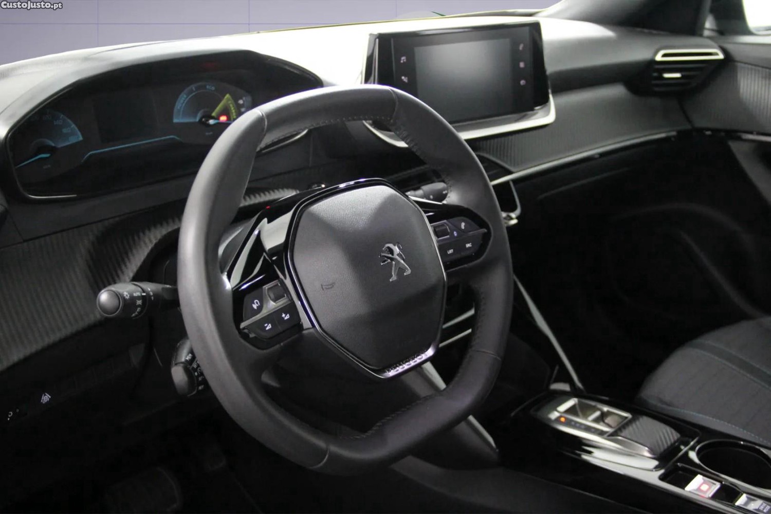 Peugeot e-2008 Allure Pack — fotografia 10