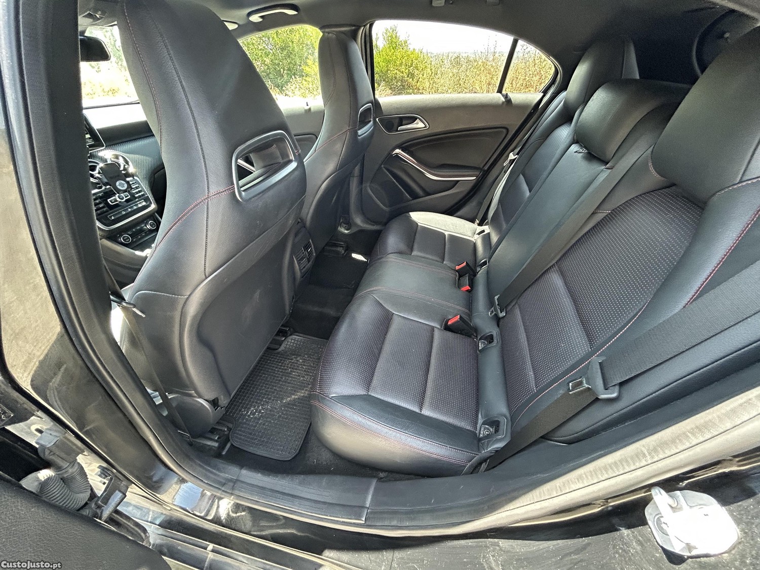 Mercedes-Benz A 220 CDI — fotografia 6
