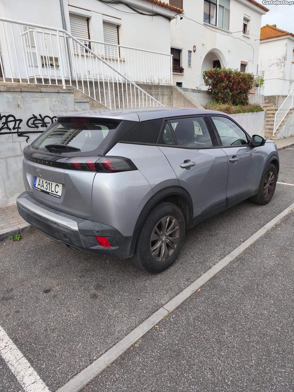 Peugeot 2008 1.2 Puretech — fotografia 4